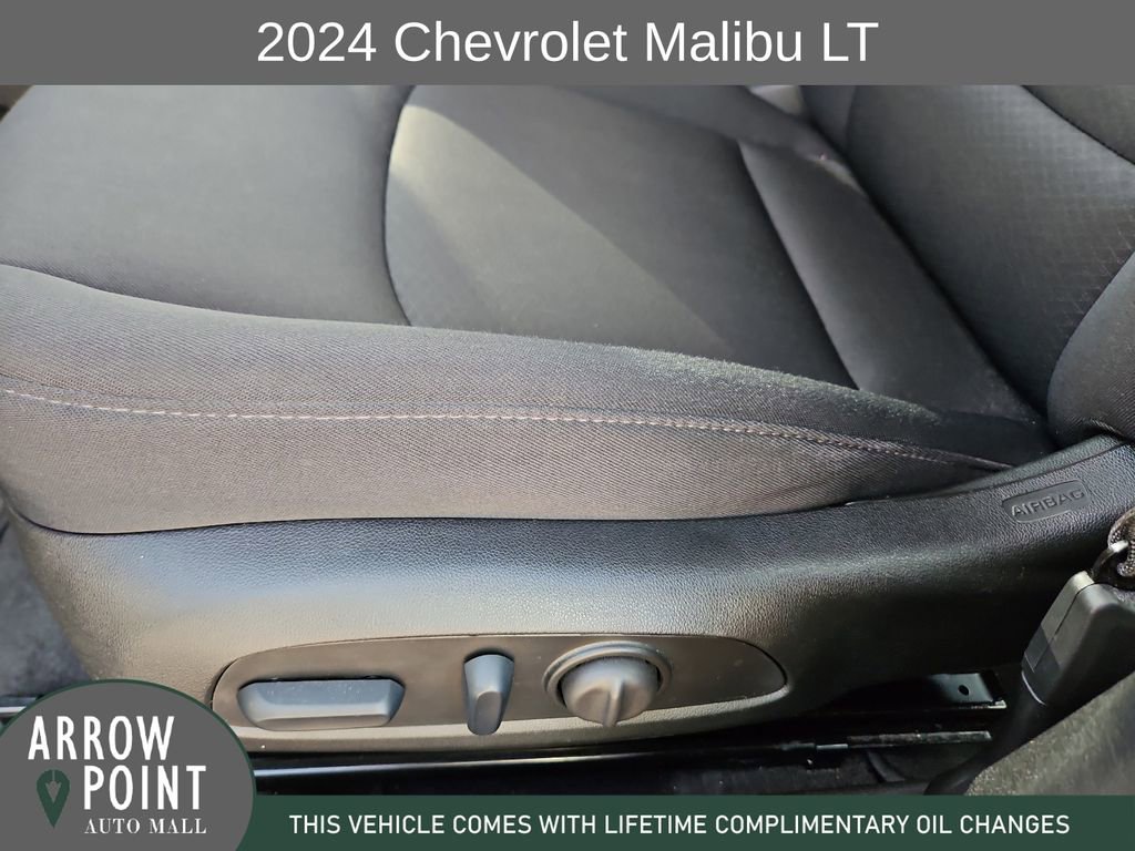 Used 2024 Chevrolet Malibu LT image 23