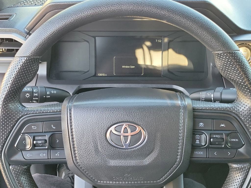 Used 2025 Toyota Tacoma SR5 image 4