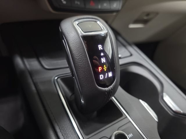 Used 2019 Cadillac XT4 Premium Luxury w/ Cold Weather Package AWD/4WD image 23