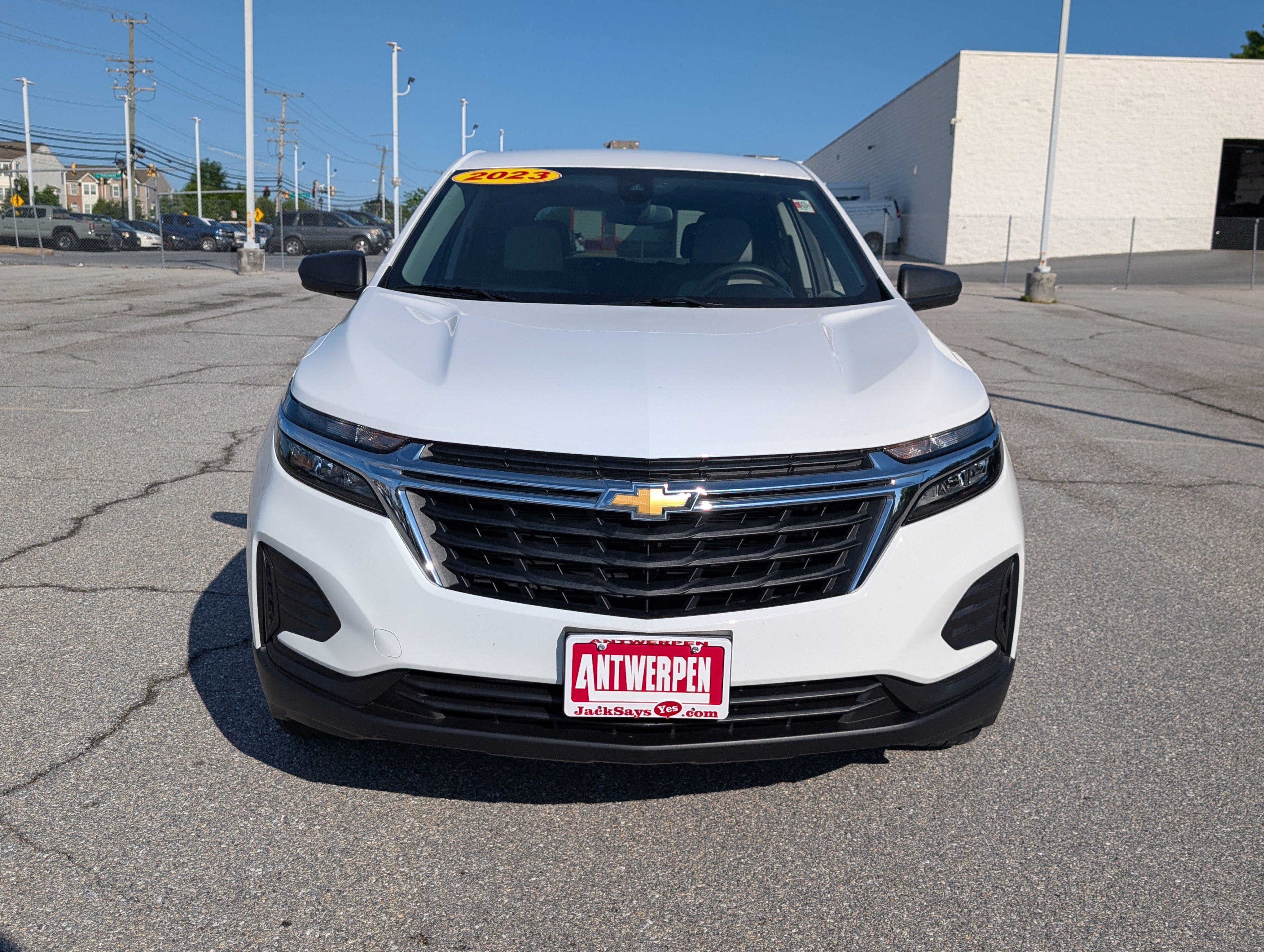 Used 2023 Chevrolet Equinox LS w/ LS Convenience Package image 9