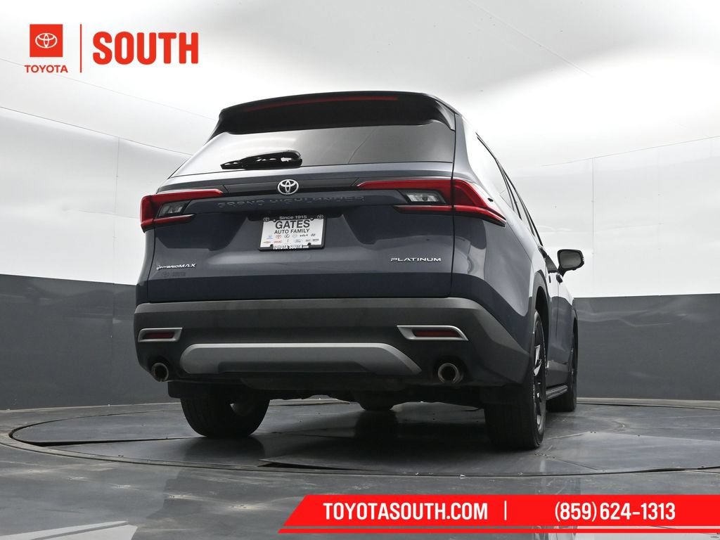 Used 2024 Toyota Grand Highlander AWD Hybrid image 41