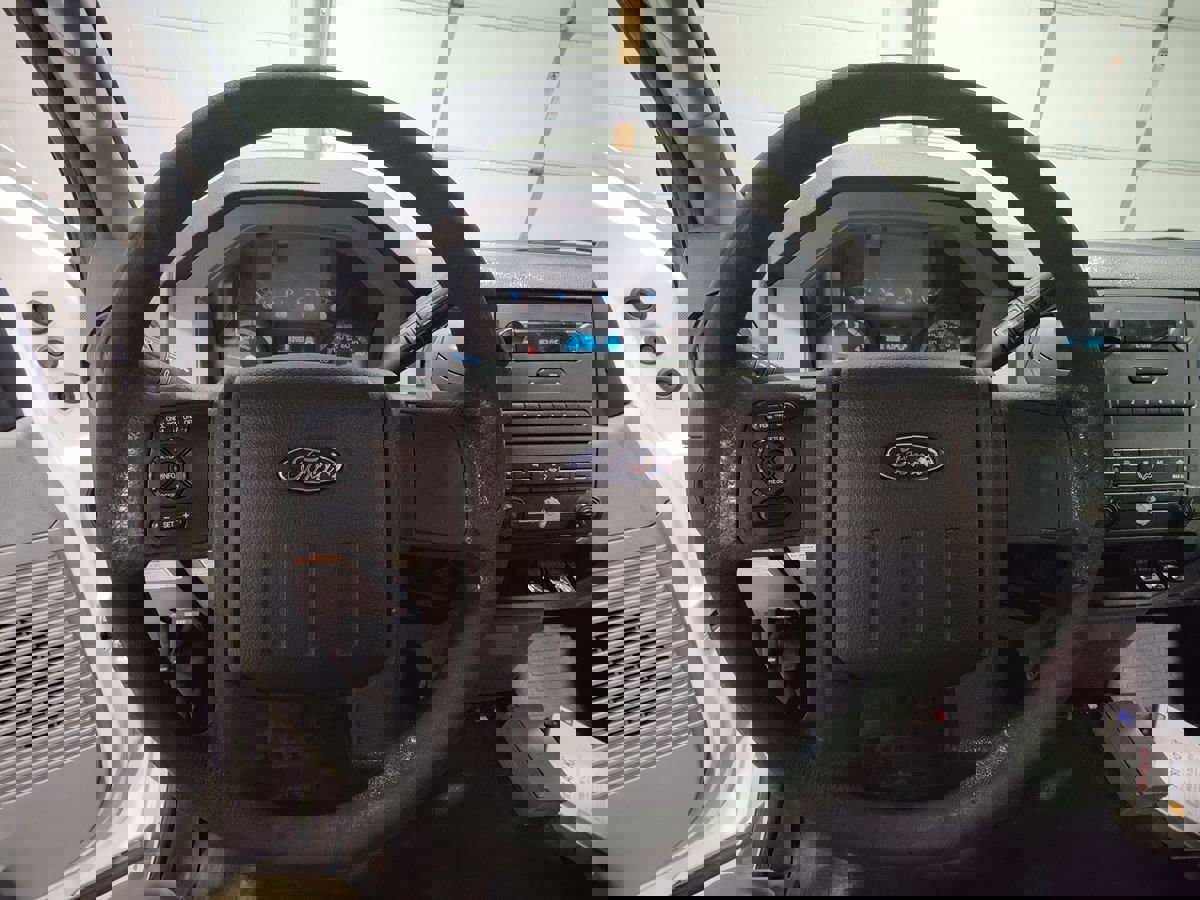 Used 2014 Ford F450 XL w/ Power Equipment Group image 39