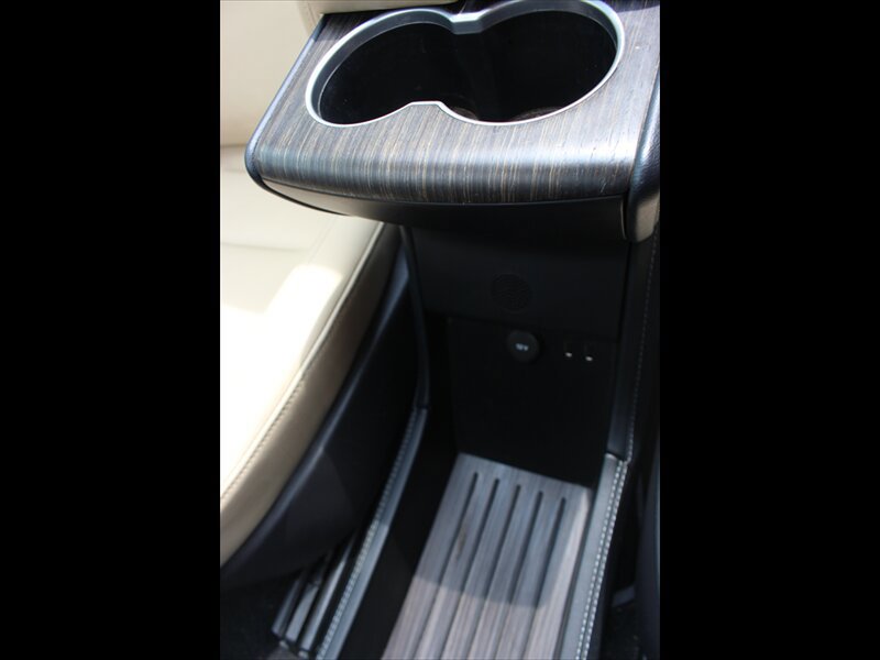 Used 2015 Tesla Model S 85D AWD/4WD image 32
