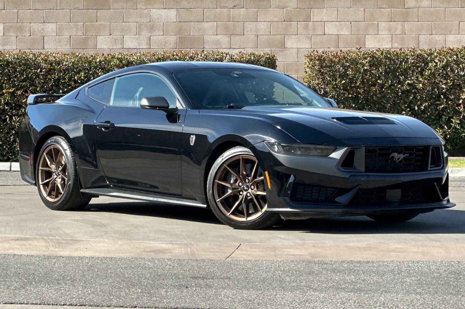 Used 2025 Ford Mustang Dark Horse RWD video 2