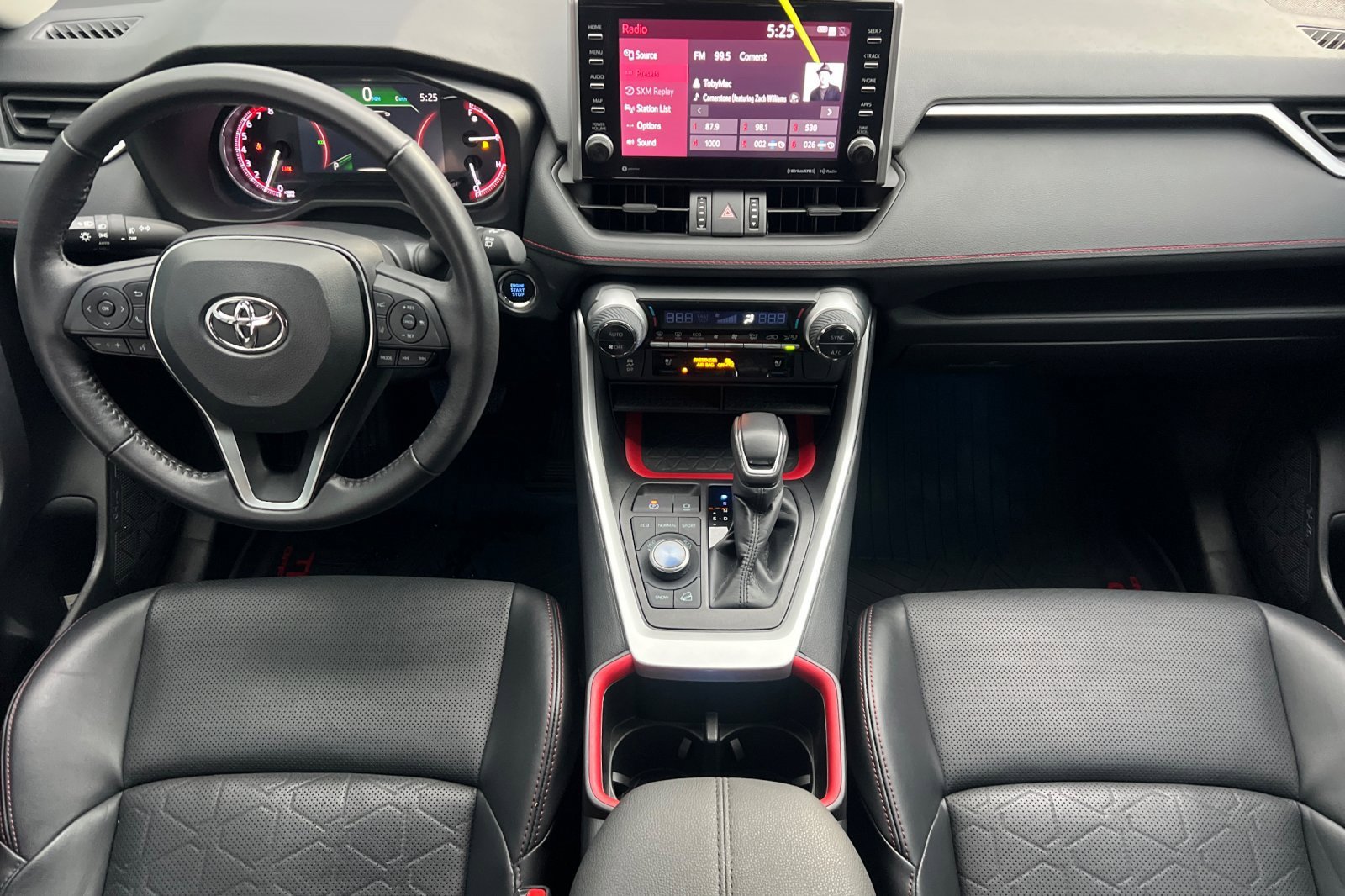 Certified 2022 Toyota RAV4 TRD Off-Road image 10