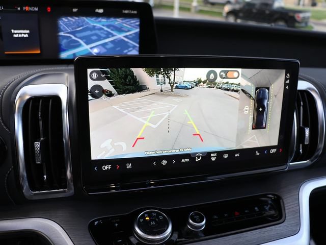 Used 2025 Ford Expedition Max Platinum w/ Driver's Package AWD/4WD image 27