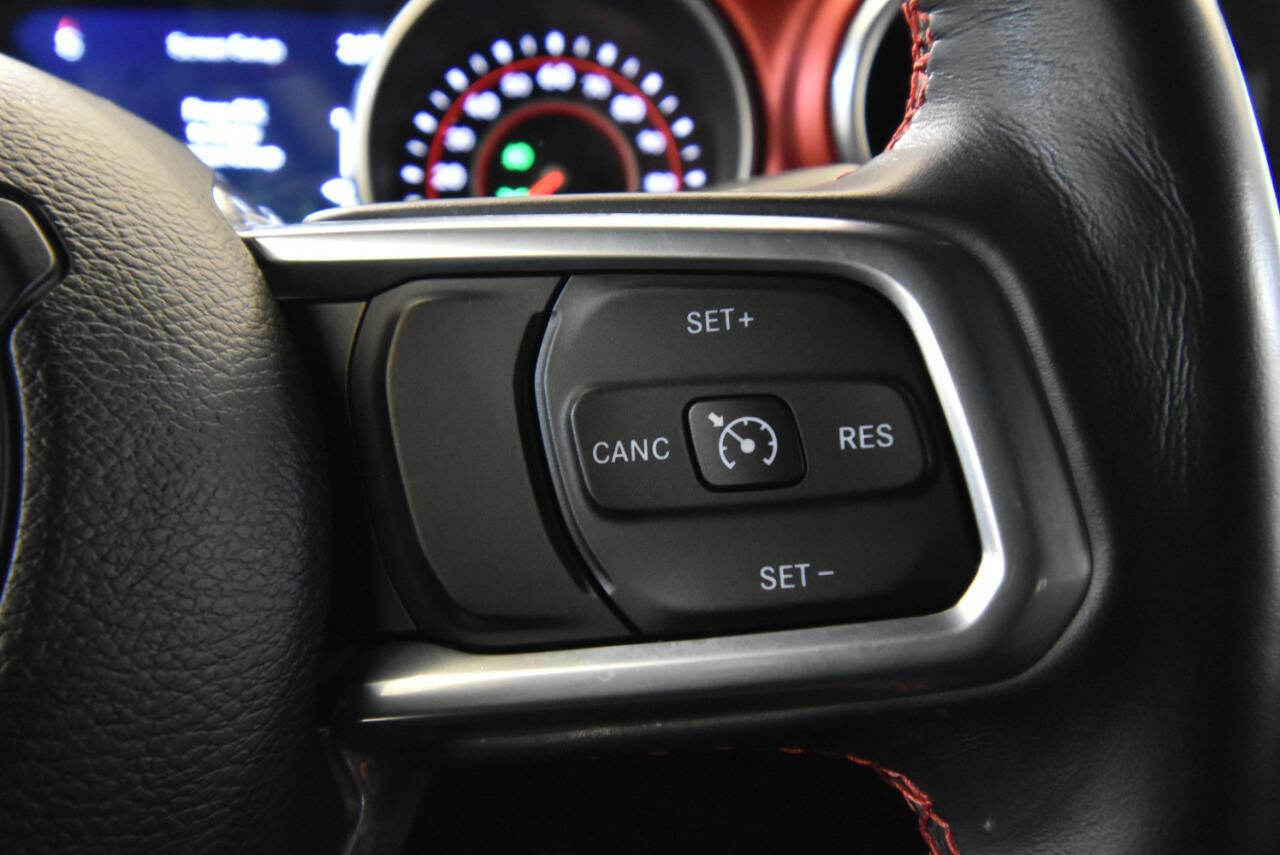 Used 2022 Jeep Gladiator Rubicon w/ LED Lighting Group AWD/4WD image 28