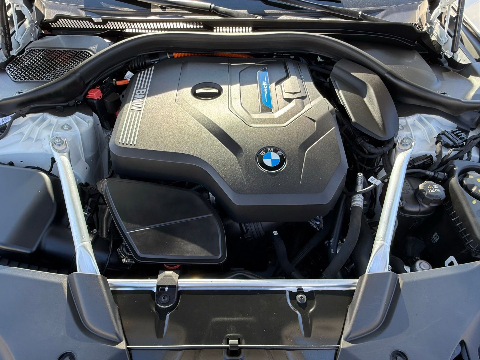 Used 2023 BMW 530e 530e iPerformance w/ M Sport Package image 32