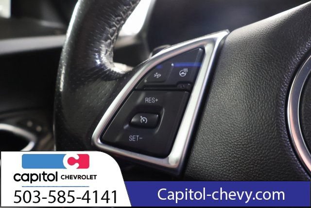 Used 2019 Chevrolet Camaro SS RWD image 17