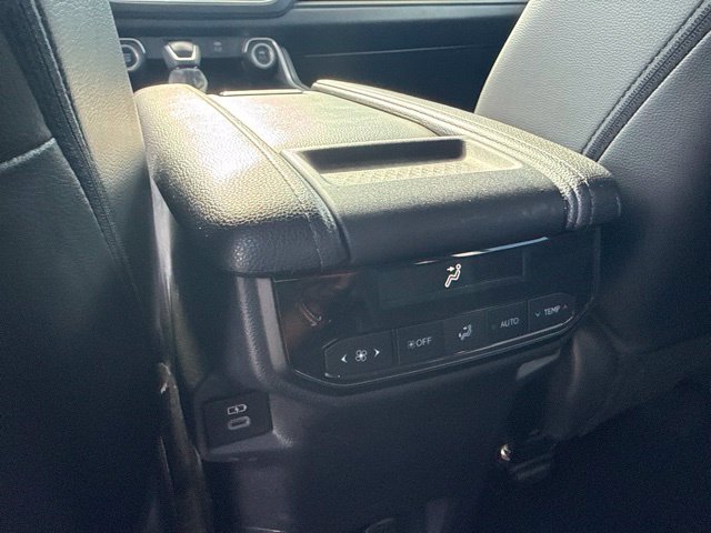 Used 2024 Toyota Grand Highlander AWD image 30