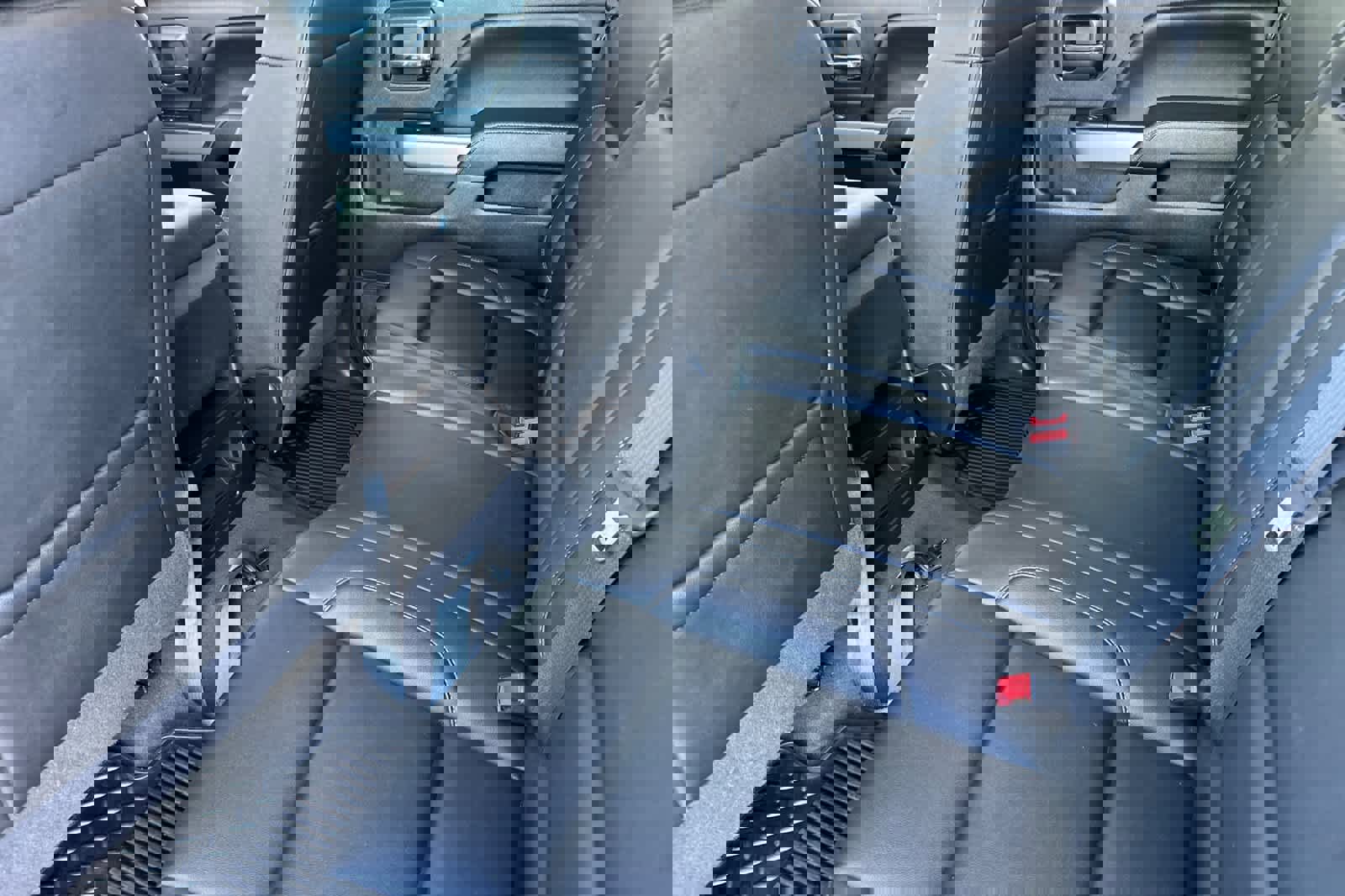 Used 2018 Chevrolet Silverado 1500 LTZ Z71 w/ LTZ Plus Package image 4