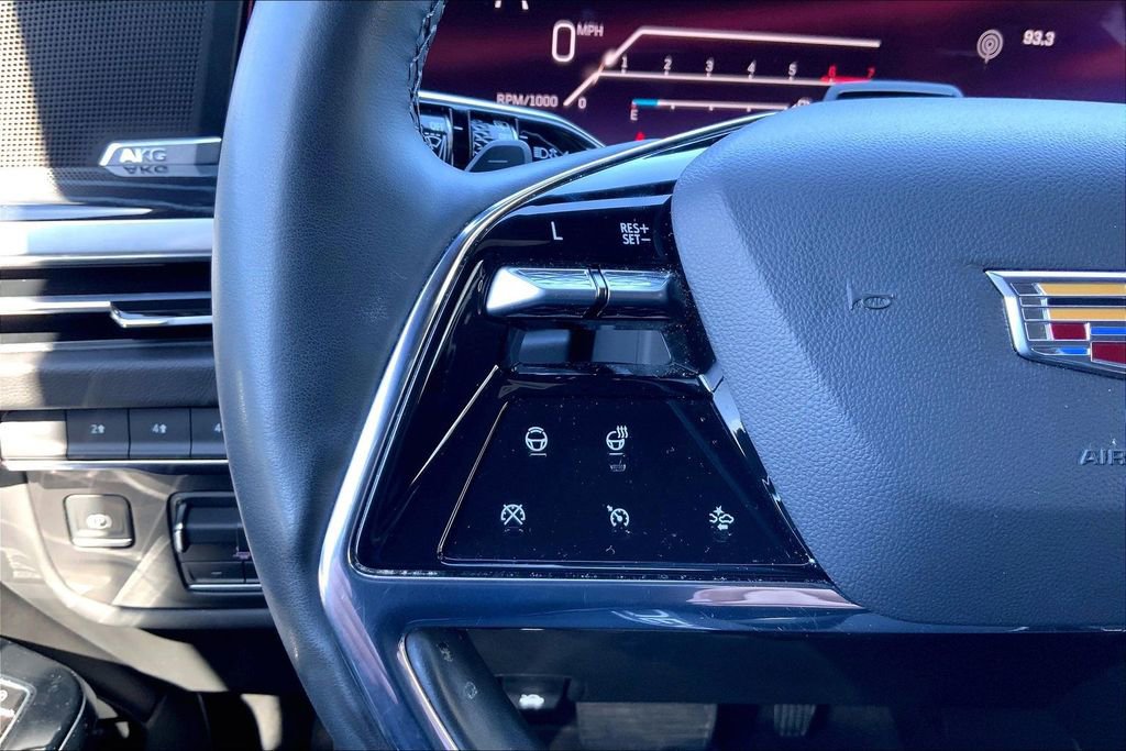 Certified 2025 Cadillac Escalade ESV Sport w/ Touring Package image 23