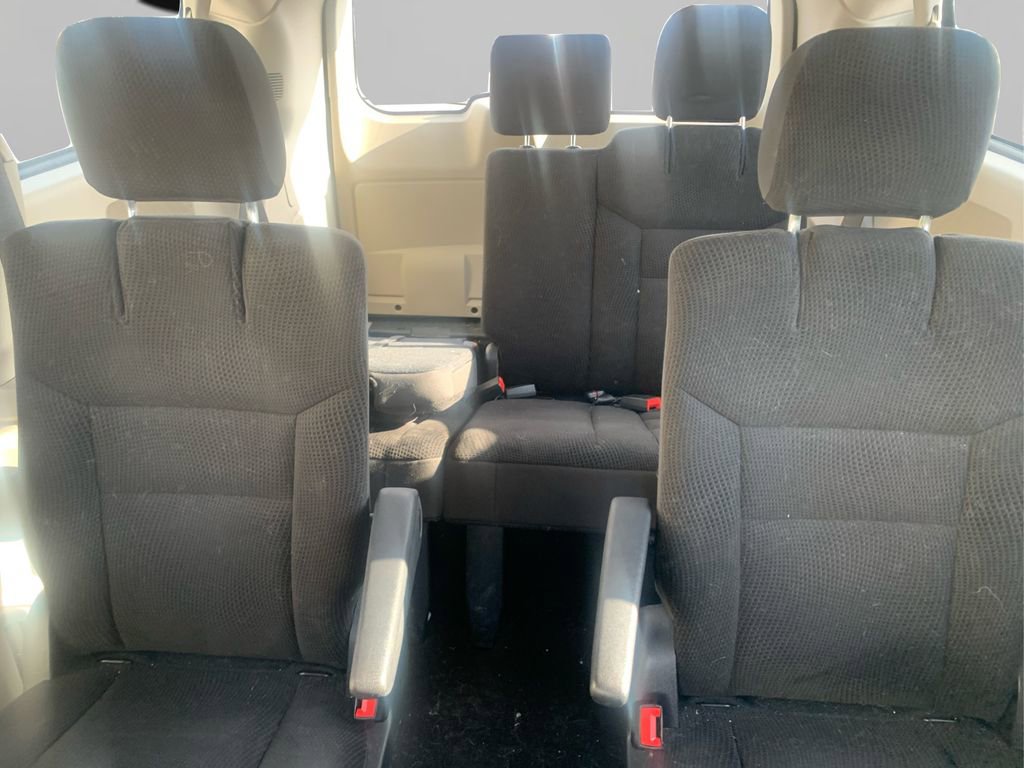 Used 2019 Dodge Grand Caravan SXT w/ Quick Order Package 29G SXT image 17