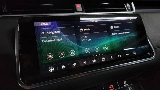 Used 2020 Land Rover Range Rover Evoque SE image 30