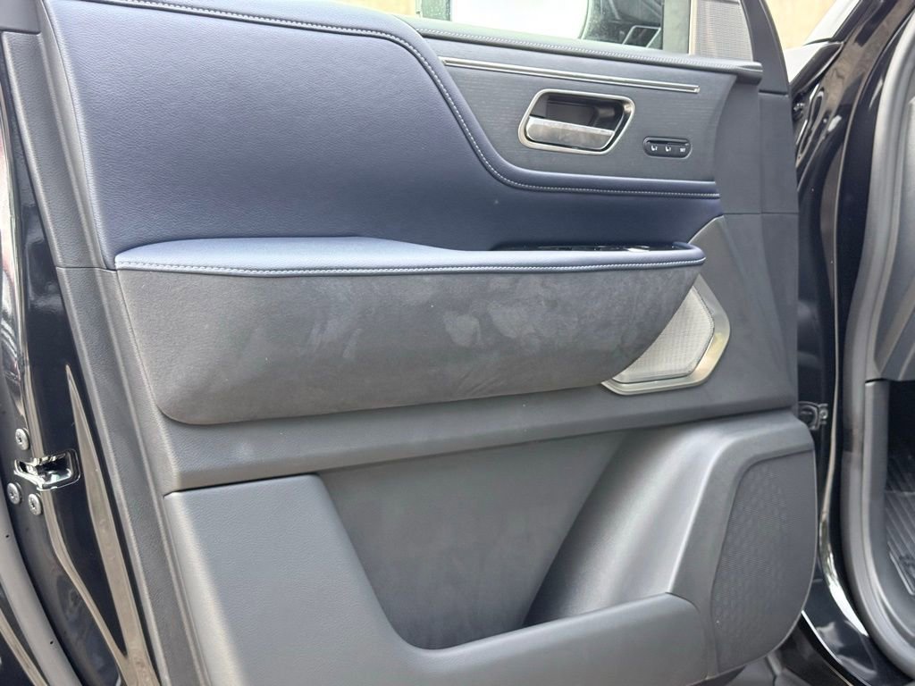 New 2026 INFINITI QX80 4WD w/ Sport Exterior Package image 23