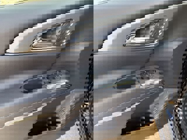 New 2026 Chevrolet Traverse LT w/ Midnight/Sport Edition image 14