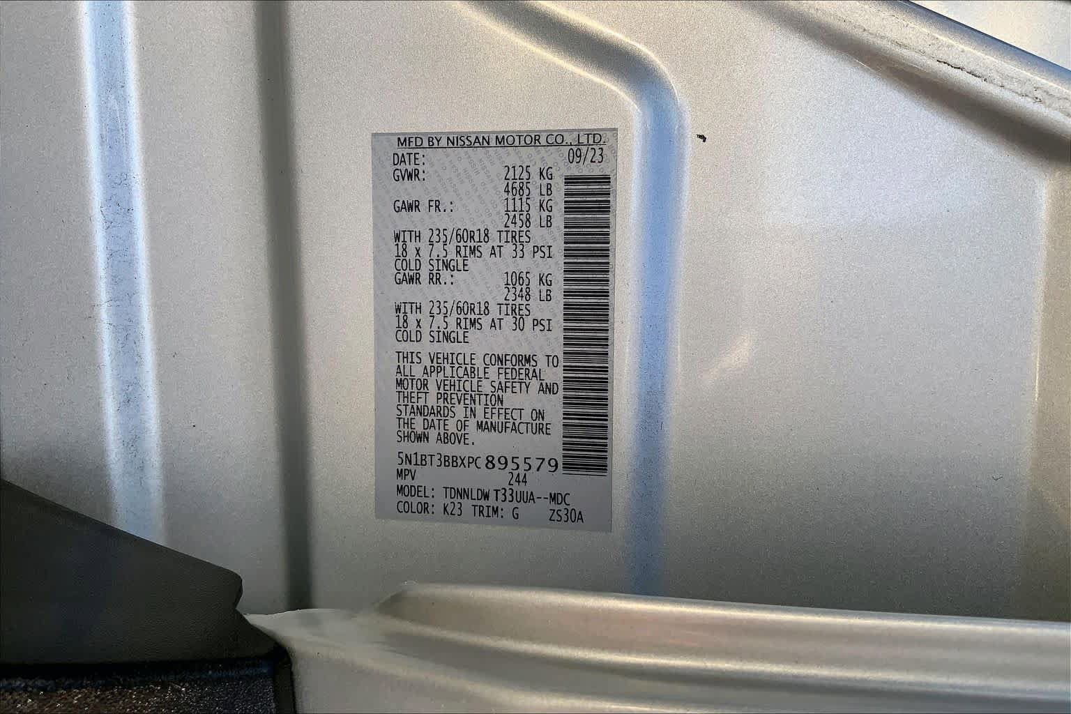 Used 2023 Nissan Rogue SV image 31