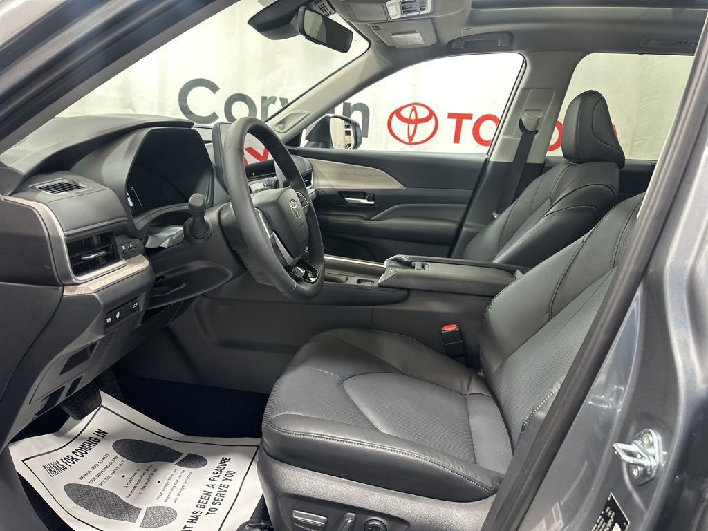 Used 2026 Toyota Grand Highlander Limited image 20