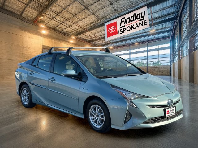 Used 2018 Toyota Prius Two w/ Prius Two Safety Plus Package FWD image 2