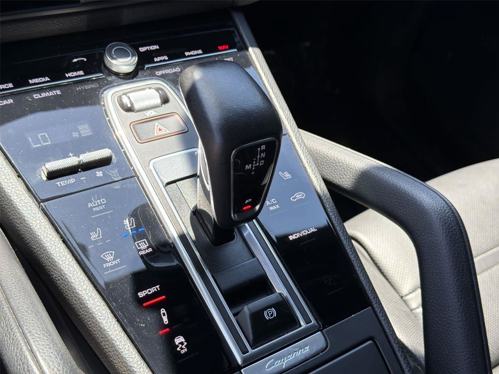 Used 2022 Porsche Cayenne S AWD/4WD image 19