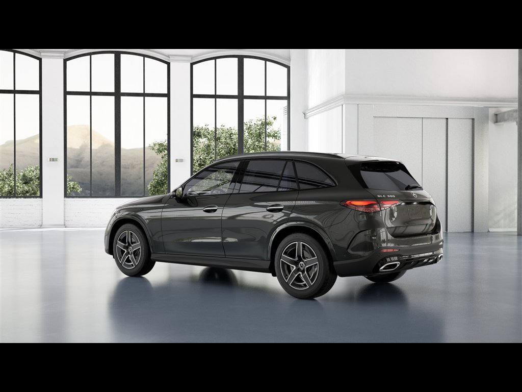 Used 2026 Mercedes-Benz GLC 300 4MATIC image 25