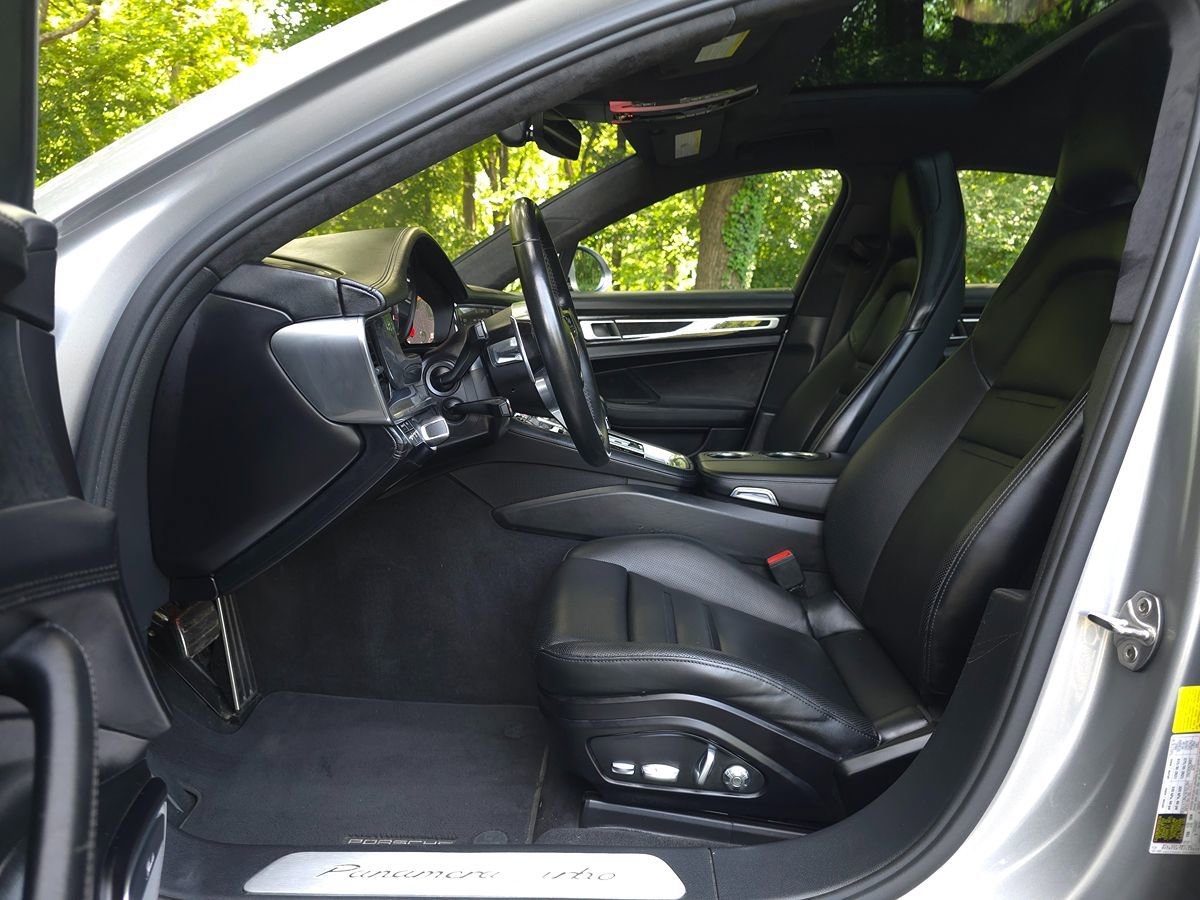 Used 2018 Porsche Panamera Turbo w/ Premium Package Plus AWD/4WD image 10