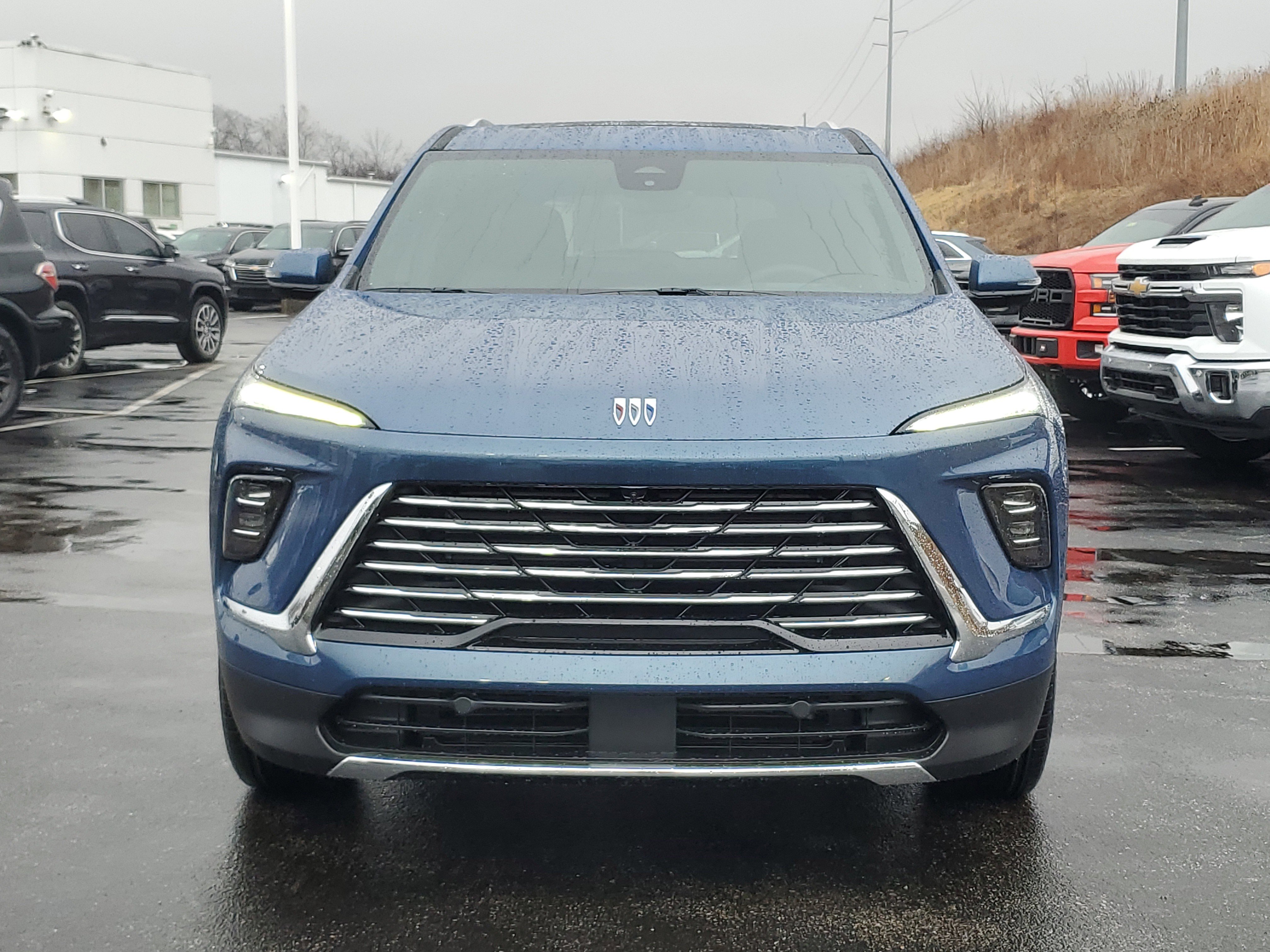 New 2026 Buick Enclave Preferred w/ Power Package image 2