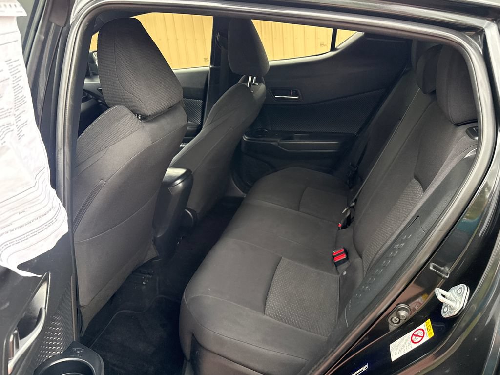 Used 2018 Toyota C-HR XLE FWD image 20