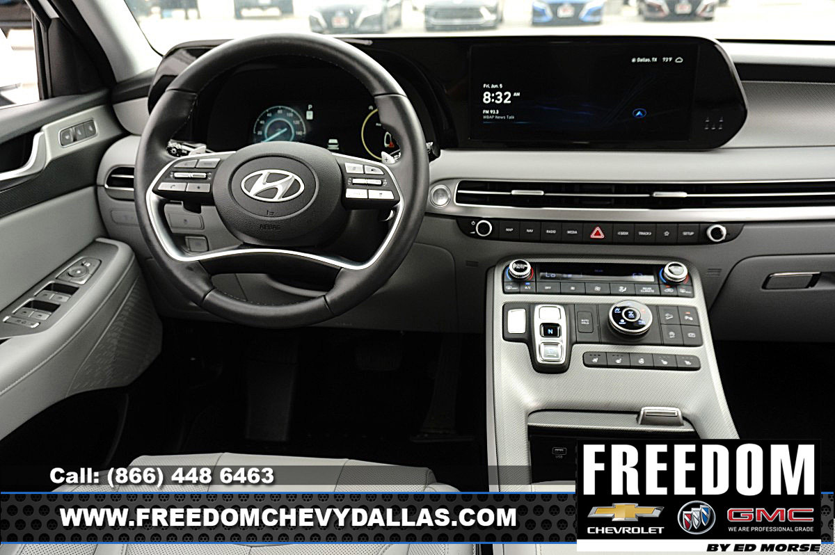 Used 2025 Hyundai Palisade SEL AWD/4WD image 14