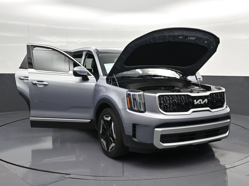 Used 2025 Kia Telluride EX FWD image 34