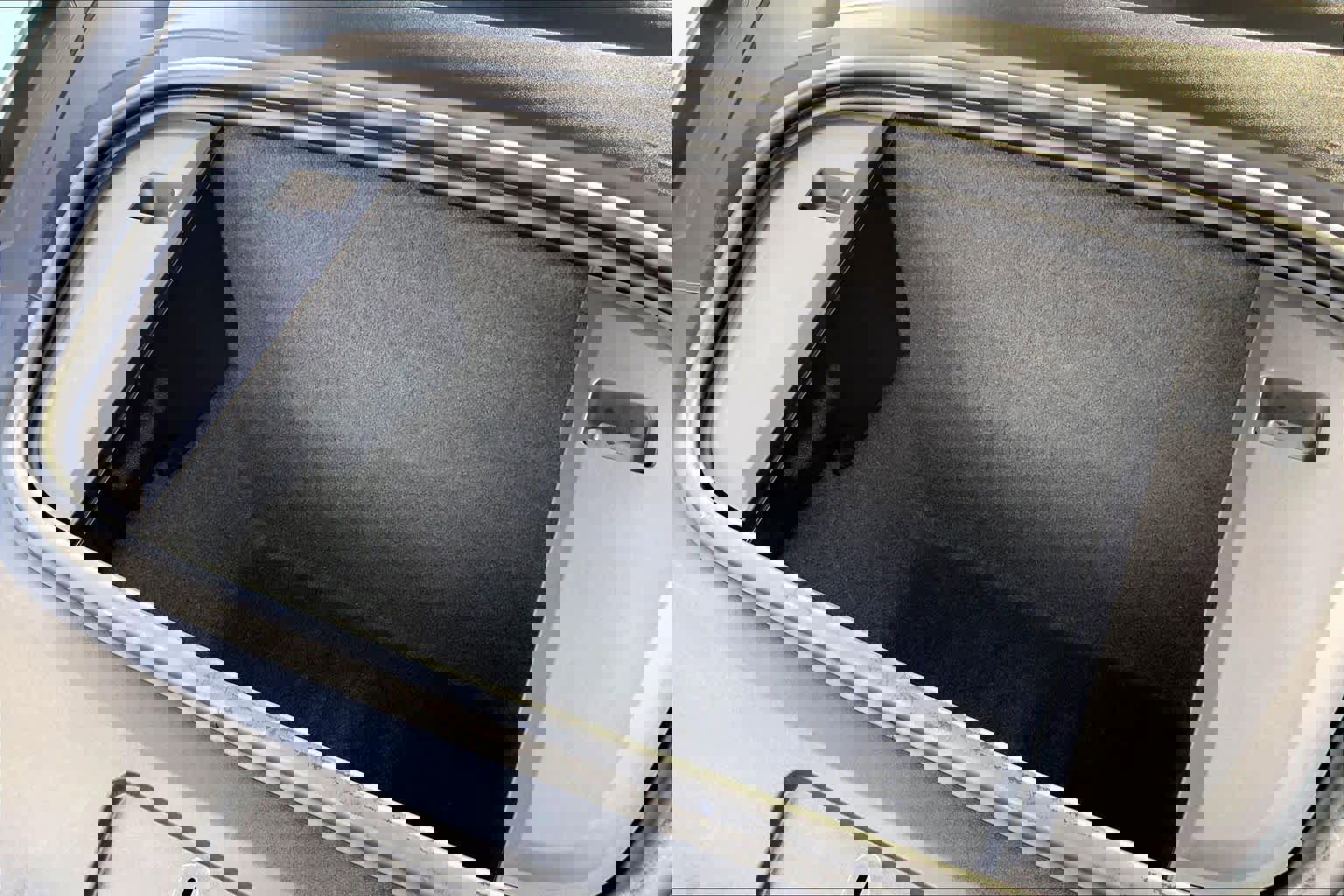 Used 2022 Porsche Taycan image 31