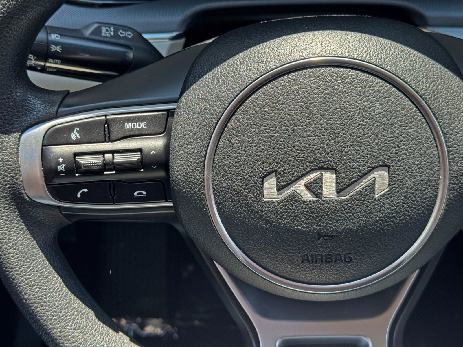 Used 2022 Kia K5 LXS FWD image 19