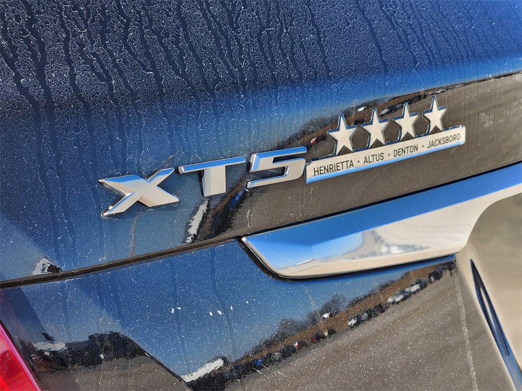 Used 2019 Cadillac XT5 FWD image 12