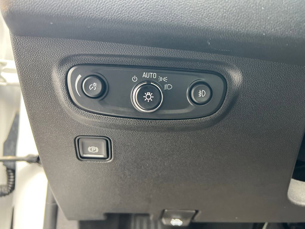 Used 2022 GMC Terrain AT4 w/ LPO, Floor Liner Package image 15