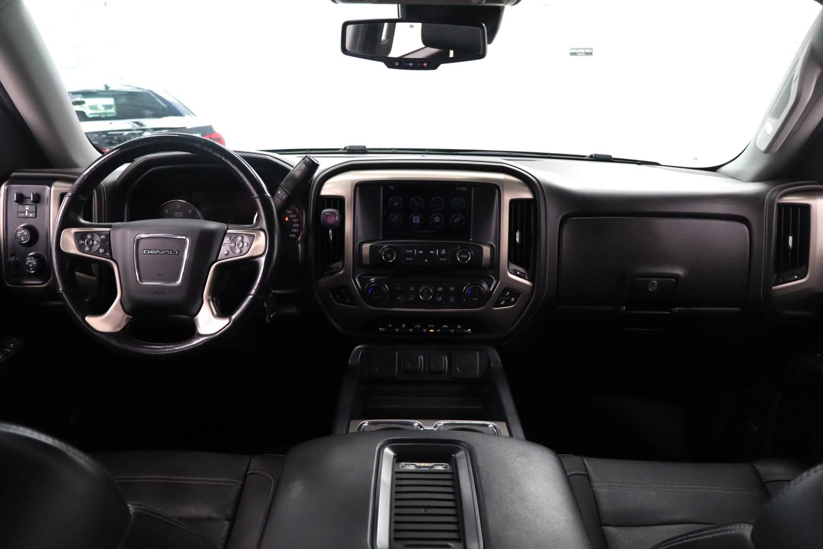 Used 2016 GMC Sierra 1500 Denali w/ Enhanced Driver Alert Package AWD/4WD image 24