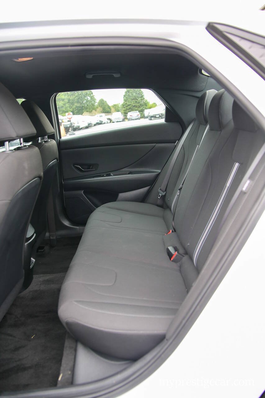 Used 2026 Hyundai Elantra Sport FWD image 28
