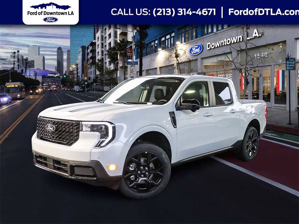 New 2025 Ford Maverick Lariat w/ Black Appearance Package