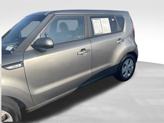 Used 2015 Kia Soul FWD image 4