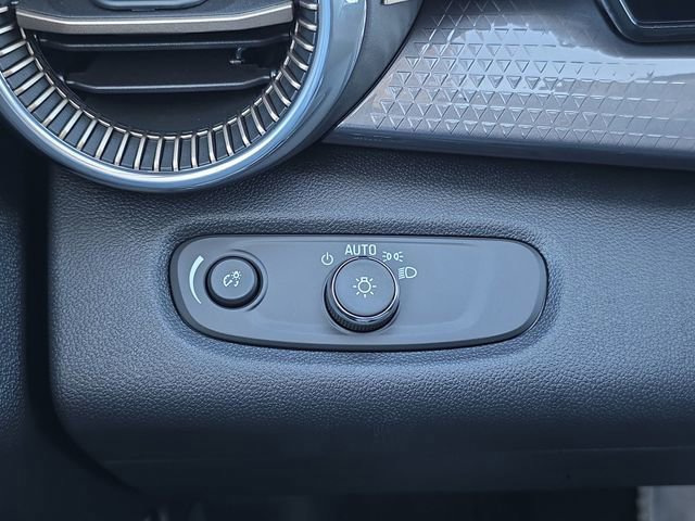 New 2026 Chevrolet Trax ACTIV w/ Driver Confidence Package image 25