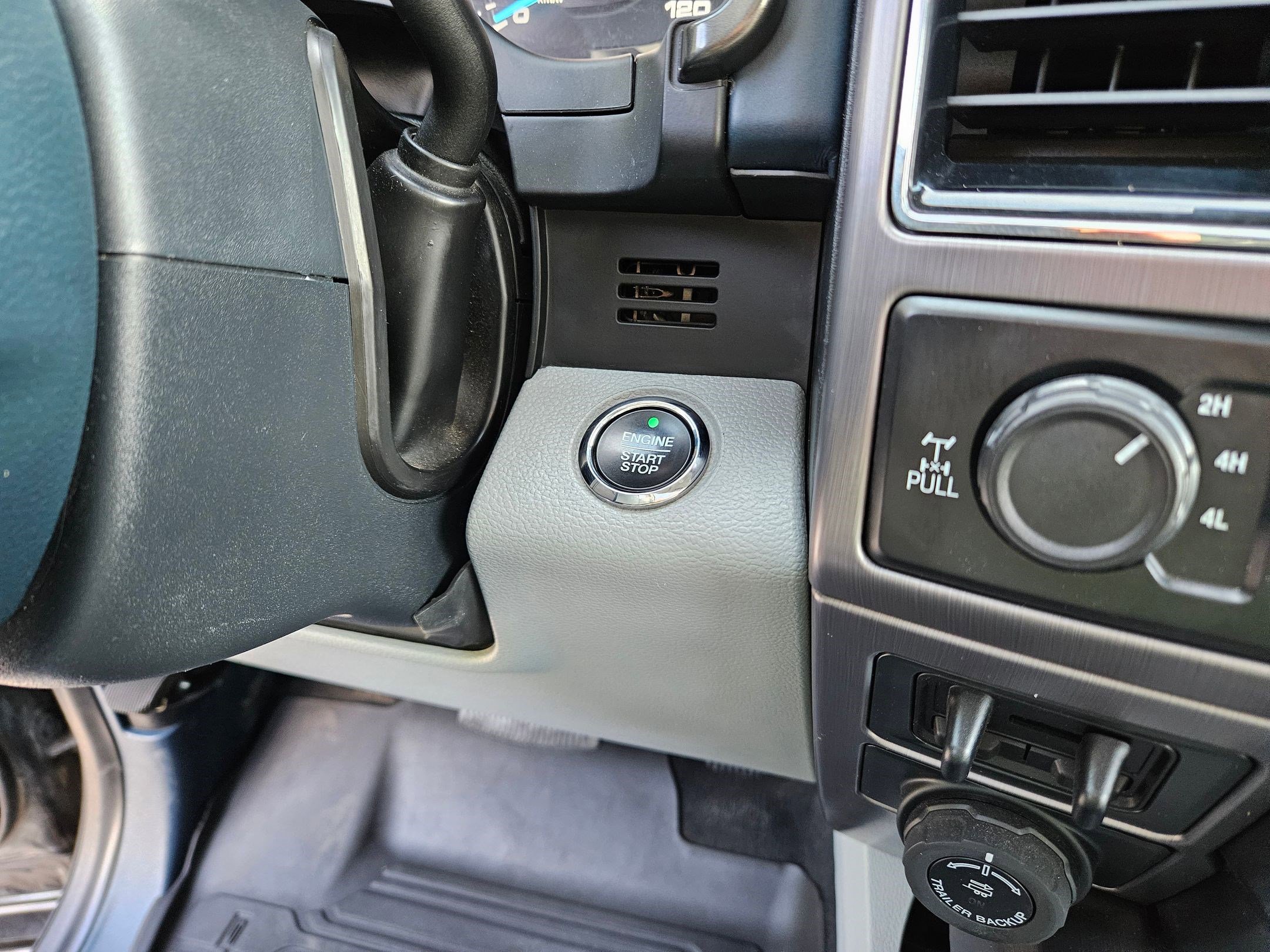 Used 2022 Ford F350 Limited AWD/4WD image 23