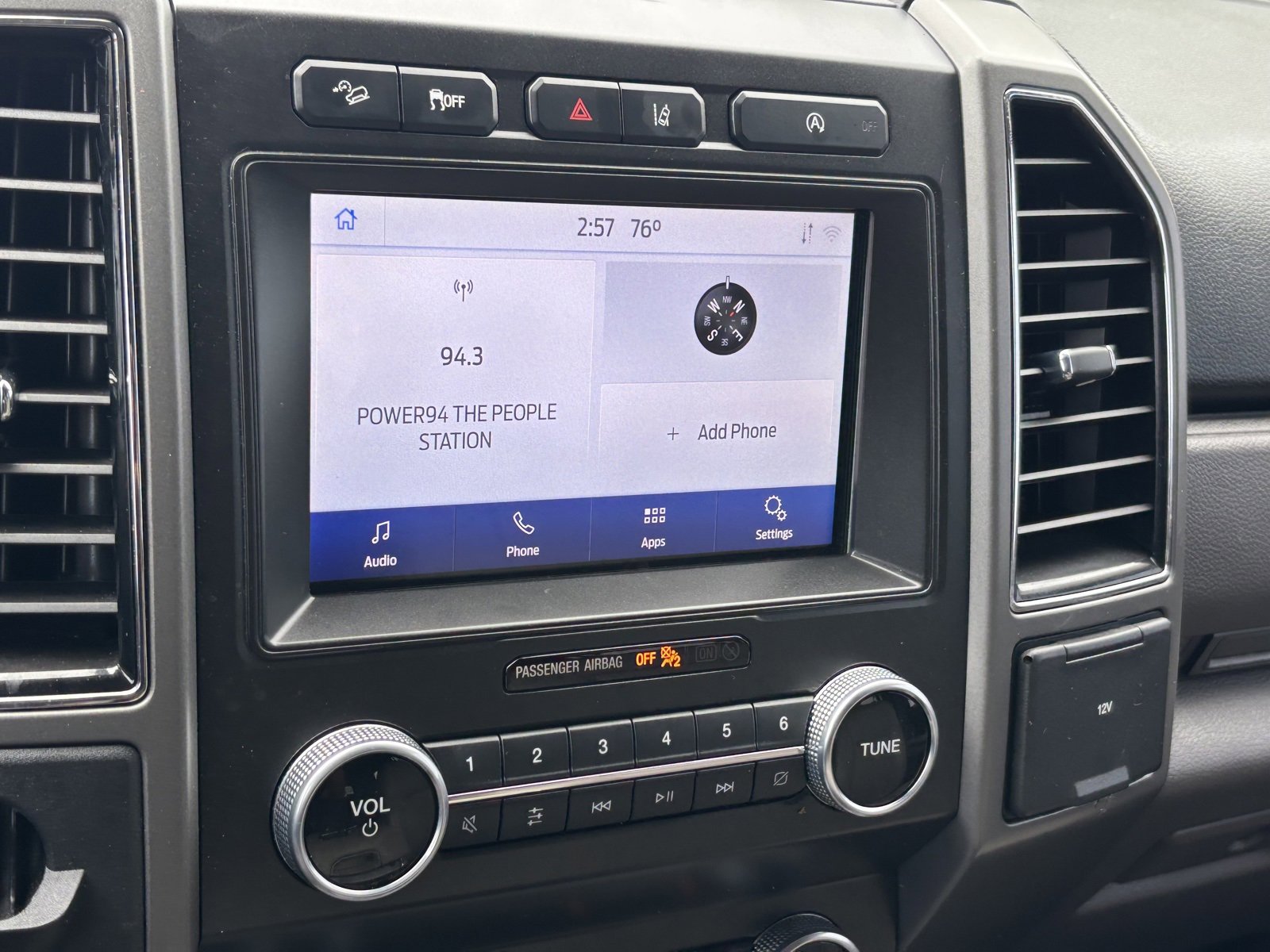 Used 2021 Ford Expedition XLT w/ FX4 Off-Road Package image 24