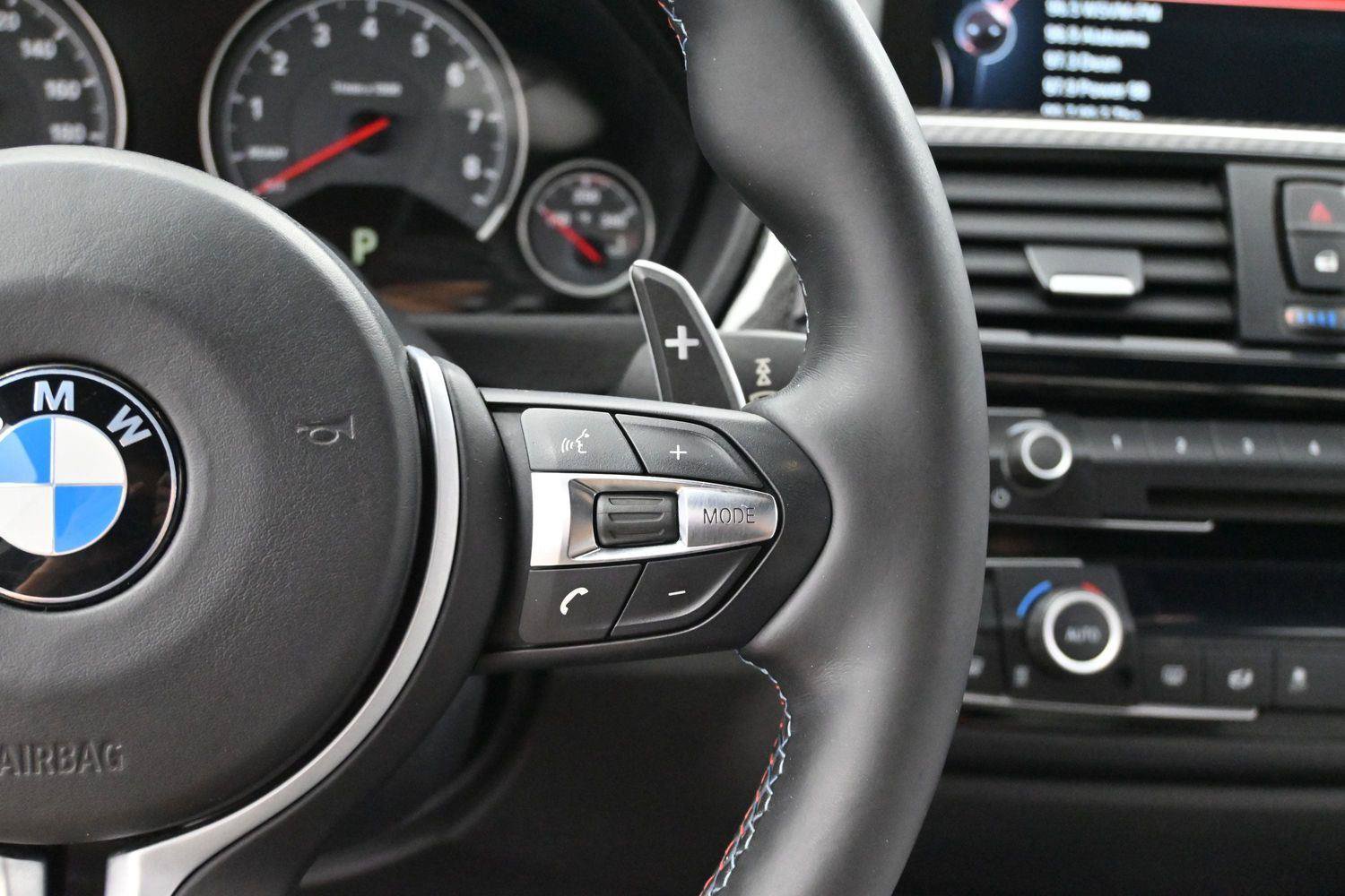 Used 2015 BMW M4 Convertible RWD image 15
