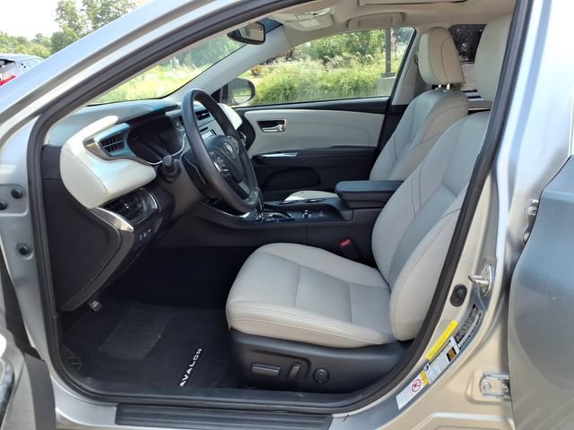 Used 2018 Toyota Avalon XLE Premium FWD image 15