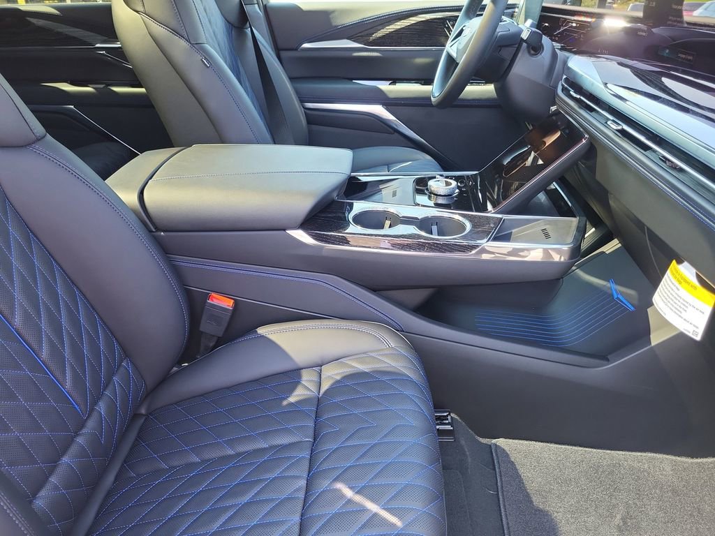 New 2026 Cadillac Escalade IQ Luxury 1 AWD/4WD image 9