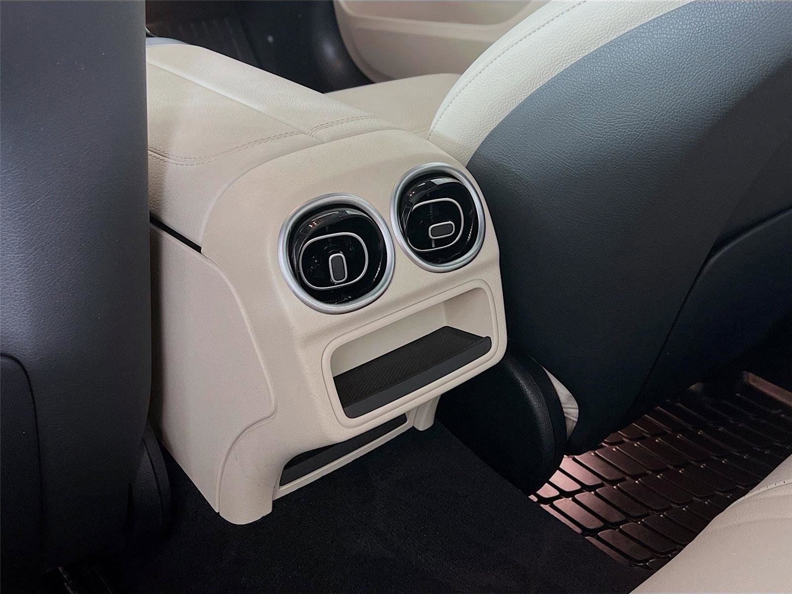 Certified 2022 Mercedes-Benz C 300 4MATIC Sedan image 24