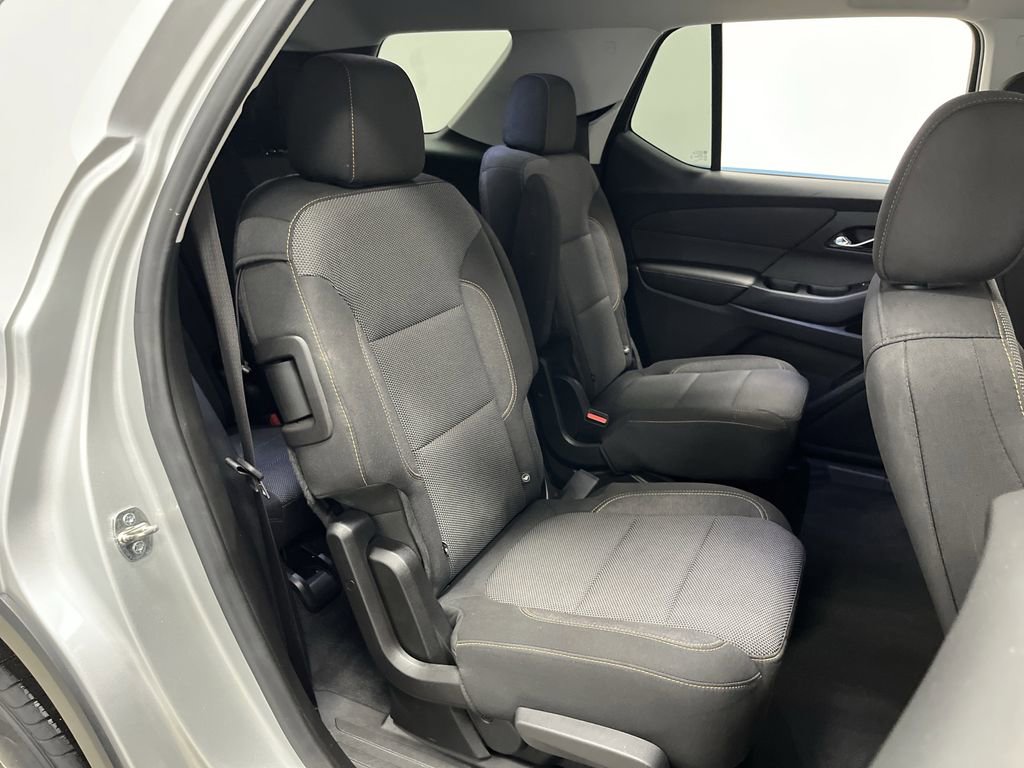 Used 2019 Chevrolet Traverse LT w/ LPO, Floor Liner Package image 31