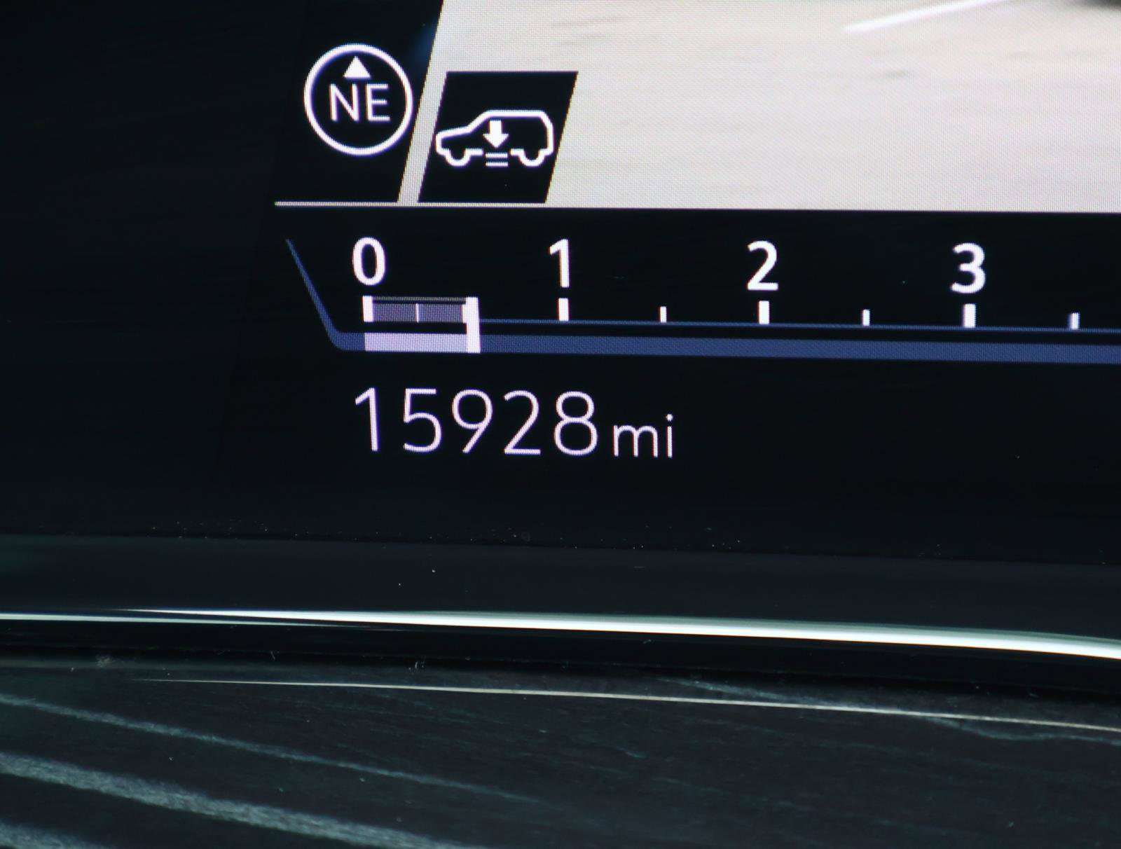 Used 2024 Cadillac Escalade Sport w/ LPO, ONYX Package image 34