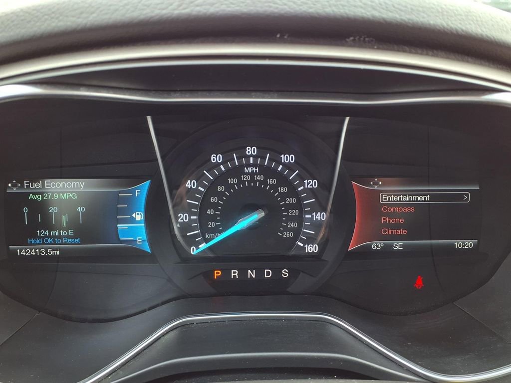 Used 2016 Ford Fusion SE w/ Equipment Group 202A FWD image 14