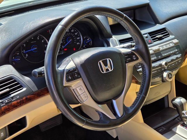 Used 2010 Honda Crosstour EX-L image 18