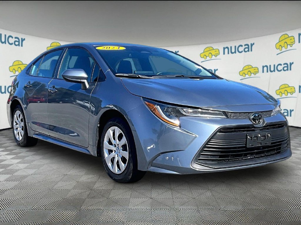 Used 2024 Toyota Corolla LE FWD image 1